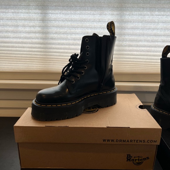 DR MARTENS Jadon Boot Smooth Leather Platforms - Picture 7 of 10